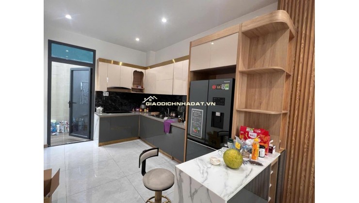 NHÀ SIÊU ĐẸP TẶNG NỘI THẤT 5 TẦNG -  KDC SAVICO TAM BÌNH - ĐƯỜNG SỐ 12- 18.5 TỶ