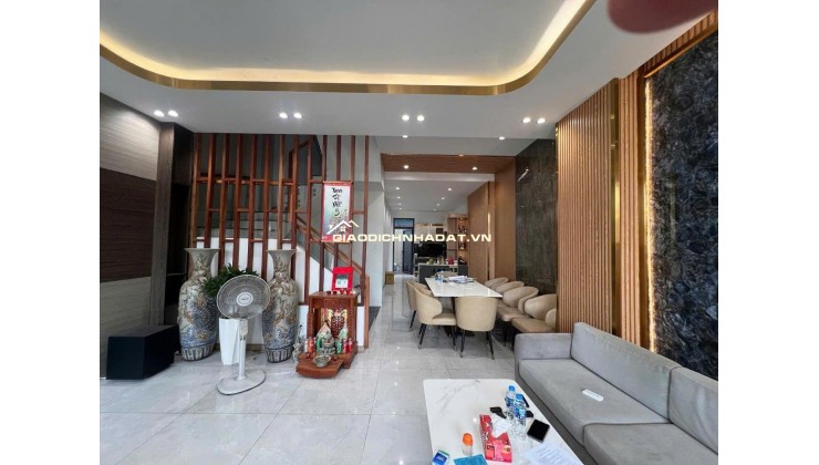 NHÀ SIÊU ĐẸP TẶNG NỘI THẤT 5 TẦNG -  KDC SAVICO TAM BÌNH - ĐƯỜNG SỐ 12- 18.5 TỶ