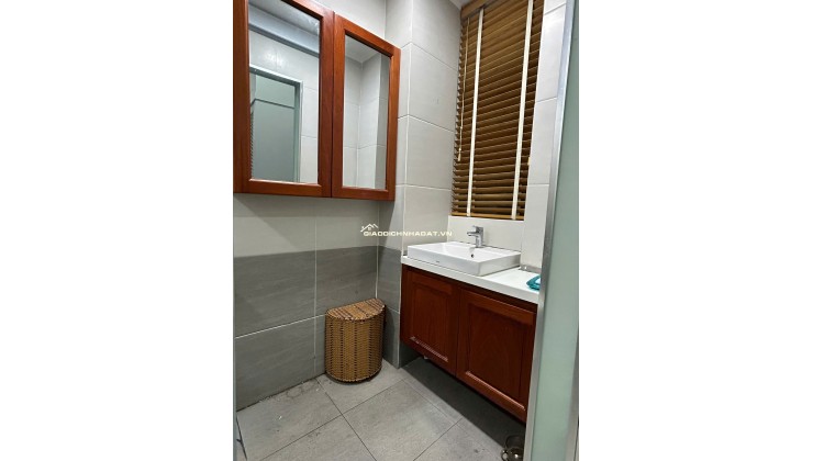 Nhà hẻm xe hơi ĐHT02, Đông Hưng Thuận, Q12