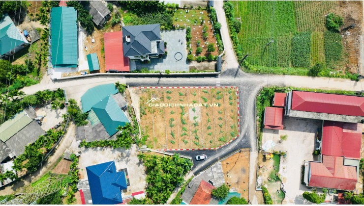 Đất Tp Hòa Bình ven Sông Đà giá 650 triệu 1 lô, gần cầu Hòa Bình 6 và KCN Thịnh Minh