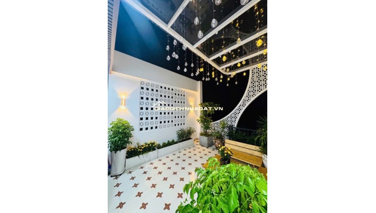 Còn GÌ Phải bàn ,Với thiết kế hiện đại, sang, xịn, wiew sân thượng chất như này