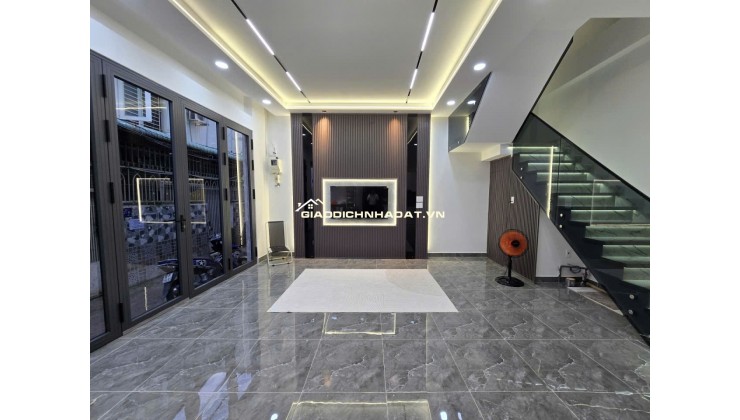 NHÀ ĐẸP 3 TẦNG – TRẦN XUÂN SOẠN, QUẬN 7 – CHỈ 6.25 TỶ – FULL NỘI THẤT Ở NGAY