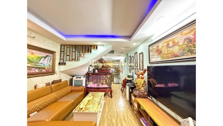 Bán Nhà Tân Triều 34m2- 6 Tầng – 6 phòng ngủ - Vừa ở vừa cho thuê -Gần ô tô – Ngõ thông – chào 8.3 tỷ.