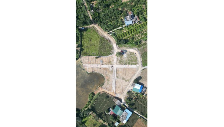 Khu đất tại Phú Thành, Lạc Thủy, Hòa Bình. Điểm nhấn vị trí nằm sát các Resort và CCN lớn trọng điểm tại Phú Thành