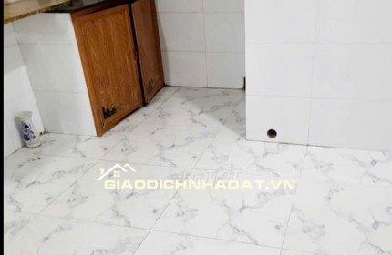 Cho thuê nhà 2 lầu hẻm xe máy Âu Cơ Phường Tân Thành, Tân Phú