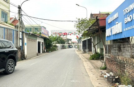 Trục chính Kinh Doanh mặt đường nhựa. 73m2 Giá chỉ 3.3tỷ lh:0969616225