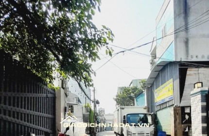 Bán nhà đường Lô C ngang 6m - 104m2 thổ cư gần chợ Tam Bình - 3.4 tỷ