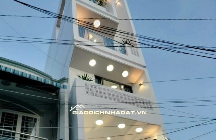 CHUYỂN CÔNG TÁC CẦN BÁN NHÀ MỚI XÂY, THIẾT KỆ HIỆN ĐẠI SANG TRỌNG, DTSD 300m2, P.TÂN TẠO(MỚI)