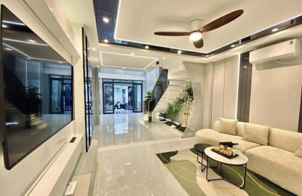 BÁN NHÀ MỚI 5 TẦNG - HẺM Ô TÔ NHỰA THÔNG - 59M2 - 9.99 TỶ Phan Huy Ích, Tân Sơn, Tân Bình