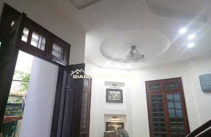 Bán nhà Bùi Xương Trạch 54m x 5 tầng, Lô góc - 40m ra phố có ô chờ thang máy