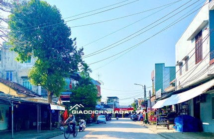 Đất Nam Phước- Sát Ủy ban - Gần chợ Huyện- Gần 100m2 nở hậu đường oto- Giá nhỉnh 700