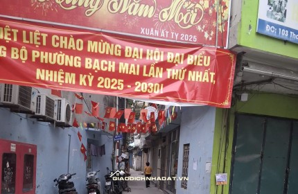 Tôi bán gấp căn nhà đẹp ở luôn ngõ 101 Thanh Nhàn, 38m2, 5 tầng, 6 phòng ngủ giá 12 tỷ có TL