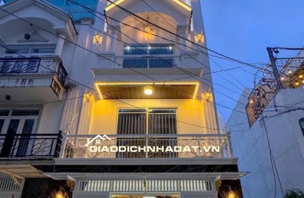 Bán căn nhà Hẻm Xe Hơi 7M - 4 Tầng - 5PN - Huỳnh Tấn Phát - Chỉ Nhỉnh 7T