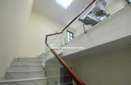 MT Thụt Trần Hưng Đạo Q5, 6.5x17m, T+3L Giá 19.9 tỷ TL, HĐT 55tr/th