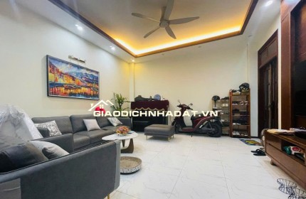 CHỦ CẦN THANH KHOẢN – HẠ CHÀO 1 TỶ – BÁN GẤP NHÀ PHỐ TÂY SƠN! 
44m² – 6 TẦNG THANG MÁY – HAI THOÁNG – CÁCH PHỐ 10M – Ô TÔ ĐỖ CỔNG  - GIÁ SIÊU HỢP LÝ: