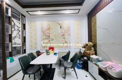 hơn 4 tỷ nhà đẹp gần trường THCS Kim Chung A các bác ơi - sổ chính chủ- sang tên về