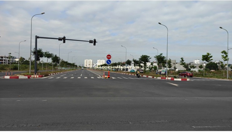 CẦN RA GẤP LÔ ĐẸP KHU 38HA TÂN THỚI NHẤT Q12 GIÁ CHỈ 6,8TY