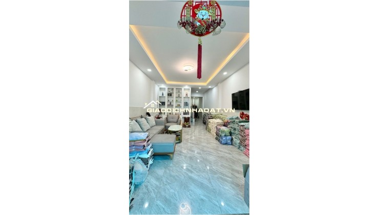 Bán nhà riêng 4x15m, 2 tầng – Trường Chinh thông Nguyễn Hữu Dật, gần mũi tàu Cộng Hòa, siêu thị Pandora