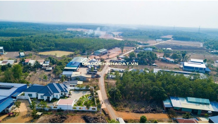 Chỉ 190 triệu lô đất gần chợ , trường học khu công nghiêp