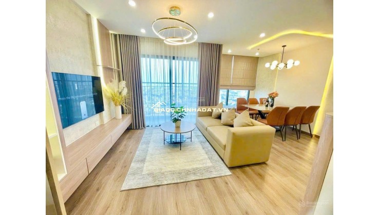 Tôi chính chủ bán căn 2PN+1, dt 64m2, nội thất và view hồ cực đẹp, giá 5tỷ5 tại Imperia Smart City