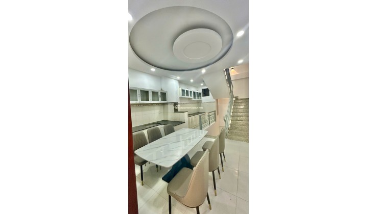 Giá chỉ 6.9 tỷ! Bán nhà 4x16m, 5 Tầng – HXH Phú Thọ Hòa, gần Lũy Bán Bích