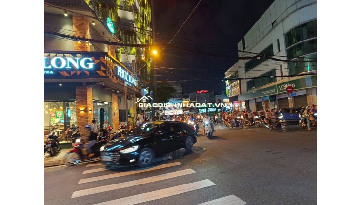  H.IẾM Nguyễn Thị THập – QUẬN 7 – B.ÁN ĐẤT TẶNG NHÀ 80,2M² – HXT CÁCH BA BƯỚC CHÂN – CHỈ 4xx TỶ