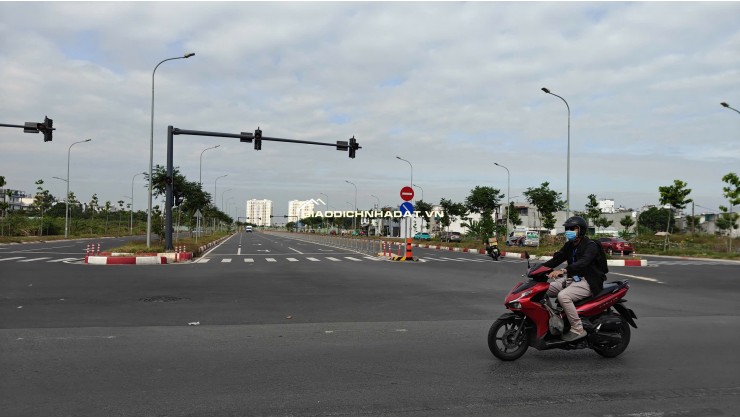 CẦN BÁN LÔ ĐẤT 100M2 GIÁ 6.8TY KHU 38HA THAM LƯƠNG