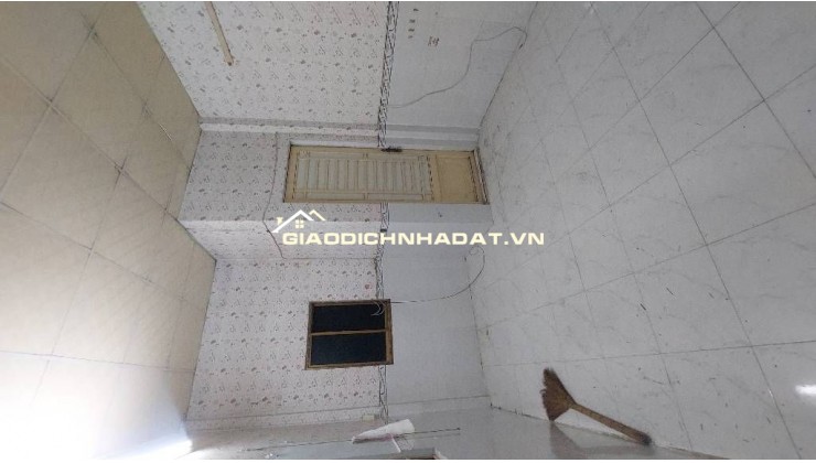  H.IẾM Nguyễn Thị THập – QUẬN 7 – B.ÁN ĐẤT TẶNG NHÀ 80,2M² – HXT CÁCH BA BƯỚC CHÂN – CHỈ 4xx TỶ