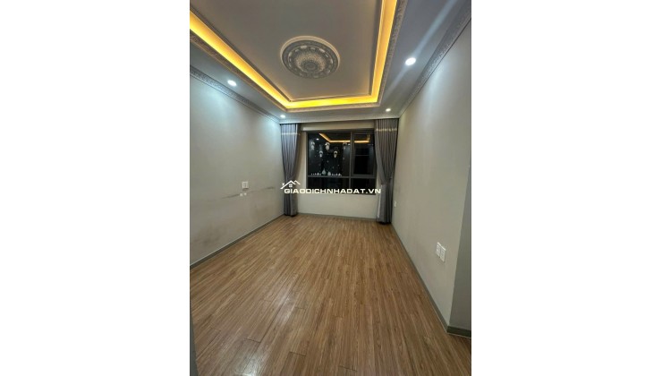 Cho thuê căn hộ OT NTCB DT 120m2 làm Văn phòng C/C The Gold View