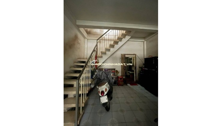 NGUYỄN DUY, CHÁNH HƯNG, Q8 GIÁP Q5, Q10..., SÁT MẶT TIỀN, NHÀ HAI MẶT HẺM TRƯỚC SAU, 3 TẦNG BTCT, 50M2( NGANG LỚN 4.6M X12M), CHỈ 6.Xx TỶ TL