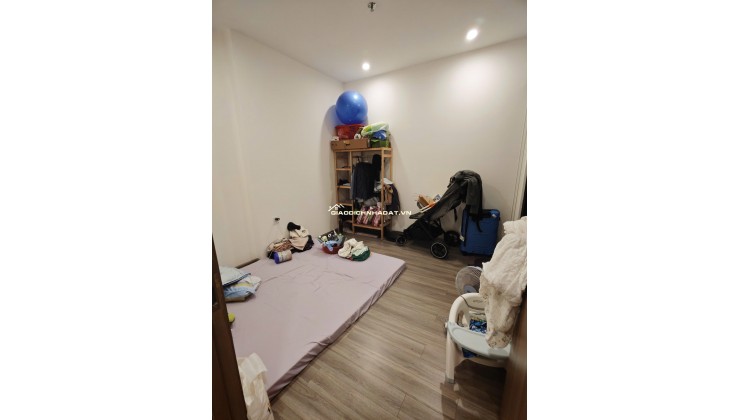 CHO THUÊ CĂN HỘ 2PN, FULL NỘI THẤT,  VIEW SÔNG THOÁNG MÁT, VINHOMES GRAND PARK Q9