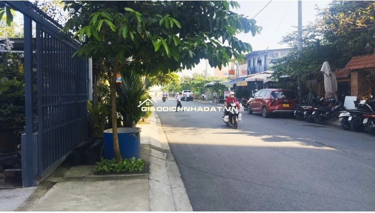 Bán nhà MT 193 Lê Tấn Bê, cách Võ Văn Kiệt 100m vị trí siêu đẹp