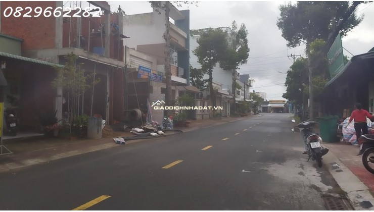 Bán Nhà Mặt phố Nguyễn Thái Bình, Sa Đéc. Nhà Sổ Hồng 96m2, 2PN, hướng Tây Bắc.