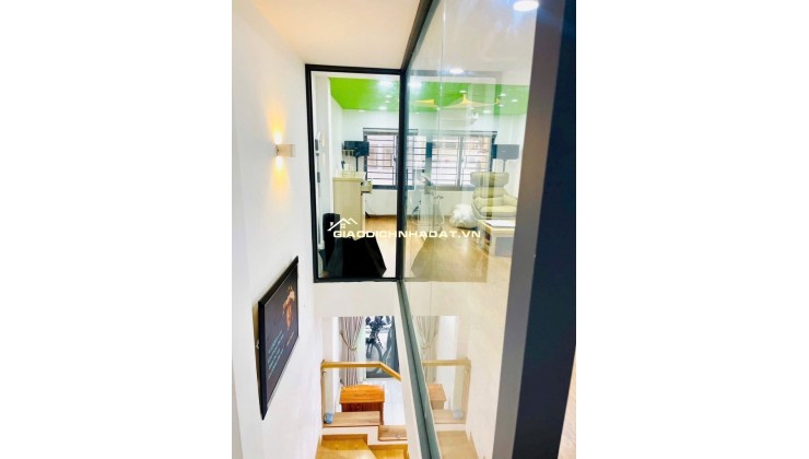 Nhà đẹp lung linh _ Nguyễn Thiện Thuật - vừa ở vừa kinh doanh - 45m2 - 5 tầng BTCT - 11ty9