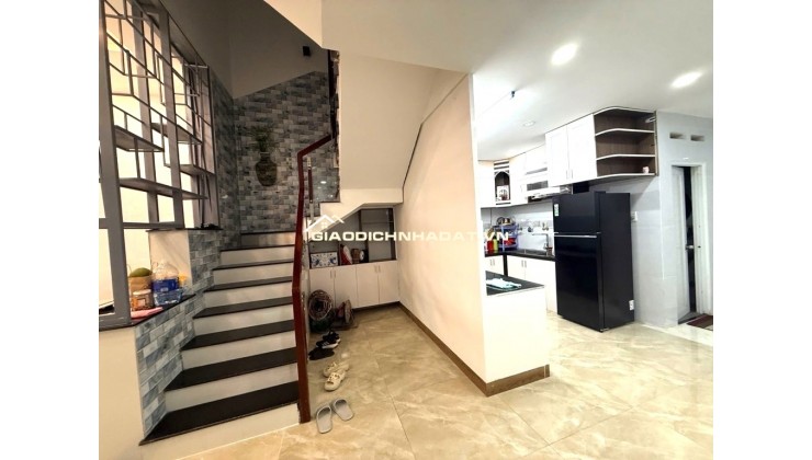 NHÀ ĐẸP 135M2, ĐƯỜNG 1A HOÀNG HỮU NAM, Q9 KẾT NỐI NHIỀU TIỆN ÍCH 6TỶ85