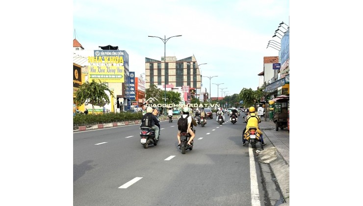 NHÀ ĐẸP 135M2, ĐƯỜNG 1A HOÀNG HỮU NAM, Q9 KẾT NỐI NHIỀU TIỆN ÍCH 6TỶ85