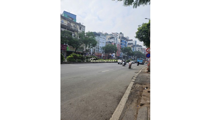 BÁN ĐẤT TẶNG NHÀ, DT 86M2, MT 4,5M, GIÁ 16.9 TỶ, LIÊN HỆ: 0965091176.