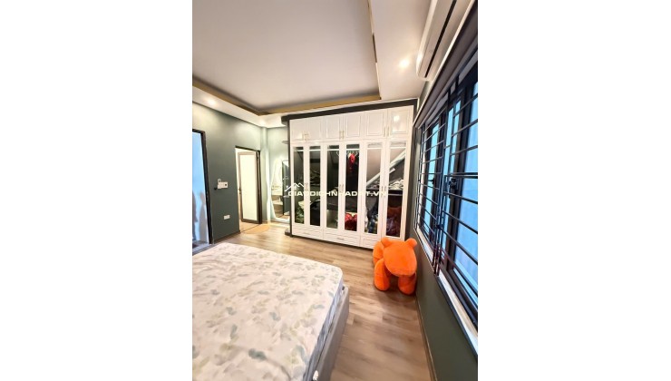 Bán nhà Lĩnh Nam – Hoàng Mai – Hà Nội – 32m2 – Mặt tiền 5m – 5 tầng – 3 ngủ - chào 6,8 tỷ.