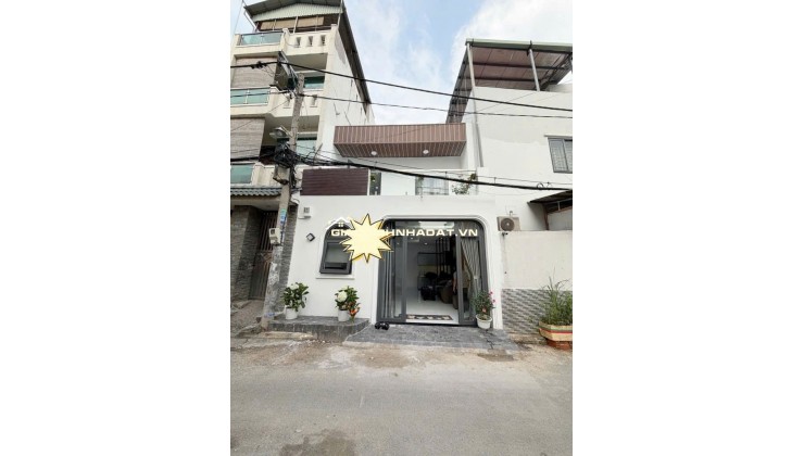 BÁN NHÀ 1/ ĐƯỜNG TÂY THẠNH, CÁCH 1 CĂN RA MT, 2 TẦNG ĐÚC MỚI 42M2 CHỈ 5.X TỶ. LH:0788671728.