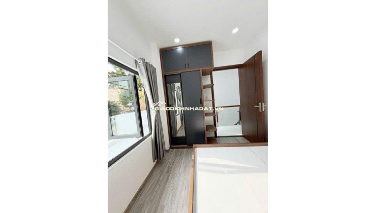 BÁN NHÀ 1/ ĐƯỜNG TÂY THẠNH, CÁCH 1 CĂN RA MT, 2 TẦNG ĐÚC MỚI 42M2 CHỈ 5.X TỶ. LH:0788671728.