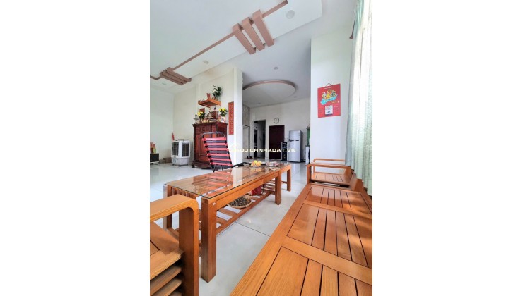 MẶT TIỀN KINH DOANH ĐỈNH – LÔ GÓC 2MT – 1T2L – DT 102M² (NGANG 7.5M)