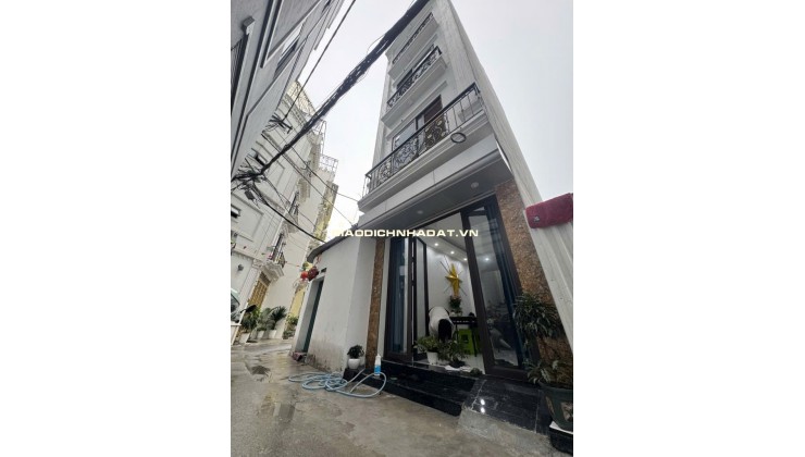 Nhà Đep Bắc Từ Liêm, Ô Tô Đỗ Cửa, 5 Tầng, Diện Tích 30M2 Giá 6,3 Tỷ( Có Thương Lượng)