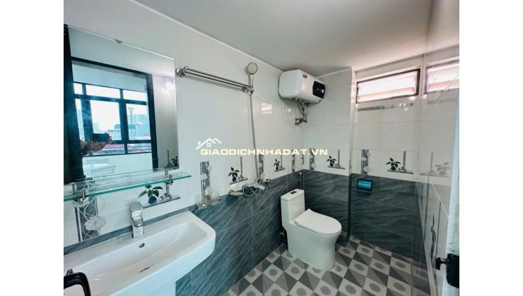 CHỢ PHAN ĐÌNH GIÓT-CCMN FULL NỘI THẤT-THANG MÁY-3 THOÁNG CỰC HIẾM-OTO KINH DOANH-NHÀ ĐẸP THIẾT KẾ HIỆN ĐẠI 9 PHÒNG VÀ 1 CỬA HÀNG