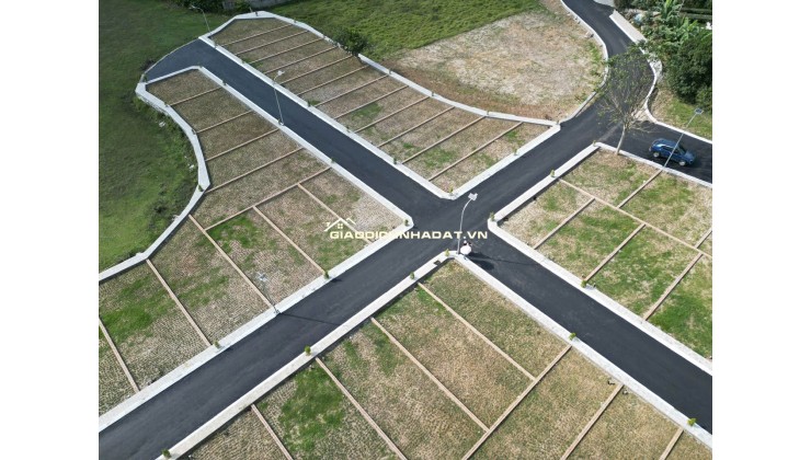 ĐẤT NỀN LẠC THỦY, HÒA BÌNH - SÁT CẠNH UTOPIA RESORT GIÁ CHỈ TỪ 3XX TRIỆU – LÔ VIEW HỒ