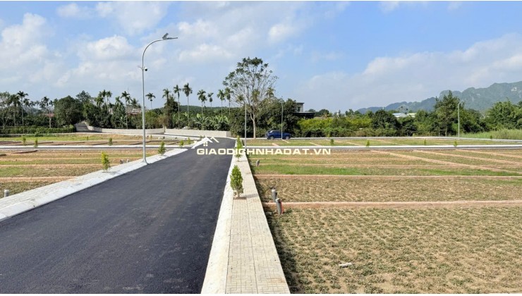 ĐẤT NỀN LẠC THỦY, HÒA BÌNH - SÁT CẠNH UTOPIA RESORT GIÁ CHỈ TỪ 3XX TRIỆU – LÔ VIEW HỒ