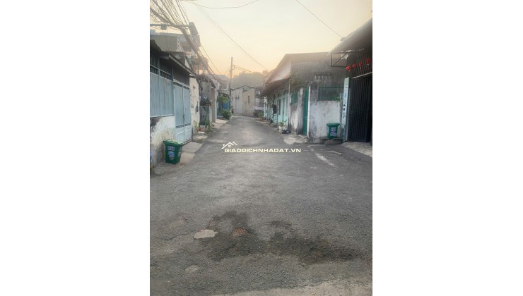 BÁN NHÀ 1 TRỆT 2 LẦU TẠI THÀNH PHỐ THỦ ĐỨC, DT 71.2M2 SẴNSHR CHỈ 5.8 TỶ. LH:0969128268.