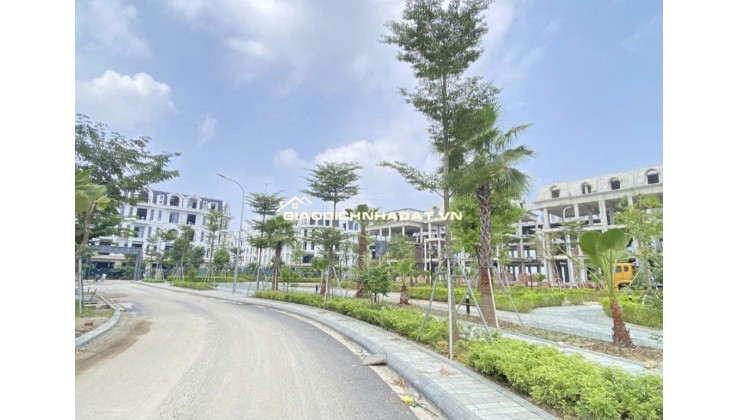  CẦN BÁN GẤP BIỆT THỰ TRUNG TÂM THƯỜNG TÍN – VIEW HỒ, MẶT ĐƯỜNG LỚN 