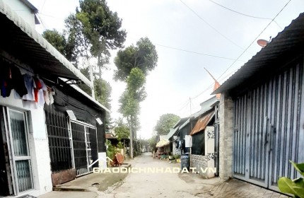  BÁN DÃY TRỌ CÓ DÒNG TIÈN HÀNG THÁNG VỚI 260M2 chỉ 11.5 TỶ - TRUNG TÂM DĨ AN.