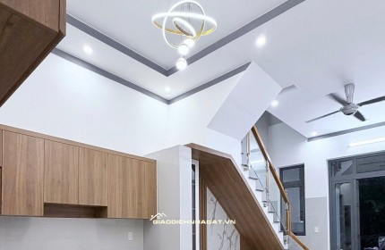 Nhà mới, hẻm 1 xẹt QL13, đối diện chợ Bưng Bầu, TC 60m², đường nhựa 5m, giá 2,65 tỷ