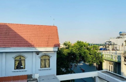 Bán nhà gần bến xe ngã tư ga  Phường Thạnh Xuân Quận 12